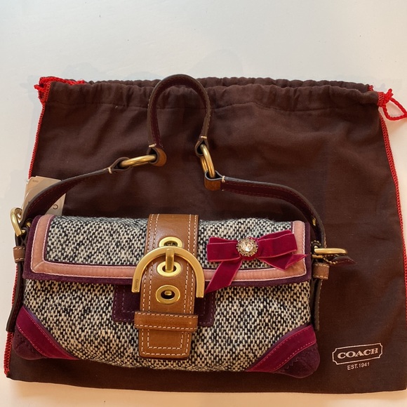 Coach Vintage Tweed Velvet and Leather Clutch - Picture 9 of 11